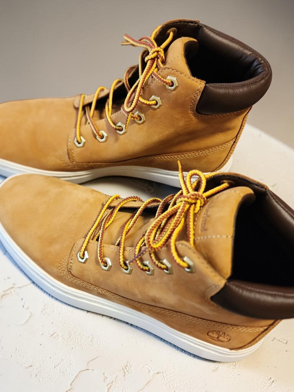 Timberland Londyn Nubuck Boots – Wheat Tan, Size 7.5 (Great Condition) - Picture 11 of 12